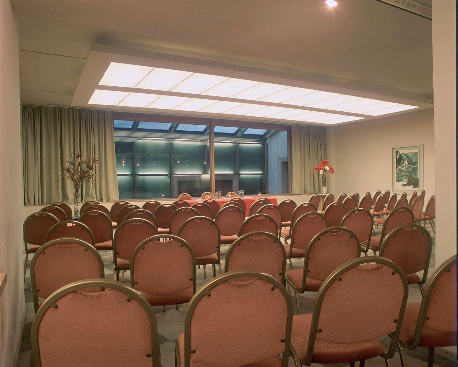 Nh Cordoba Urbano Hotel Bagian luar foto