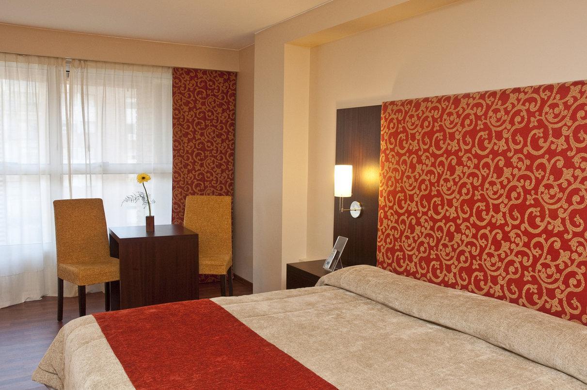 Nh Cordoba Urbano Hotel Bagian luar foto